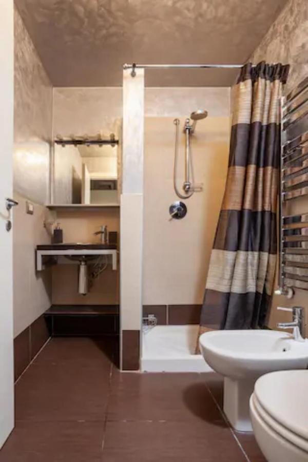 Isola Skylight Loft- Via Della Boscaiola Appartement